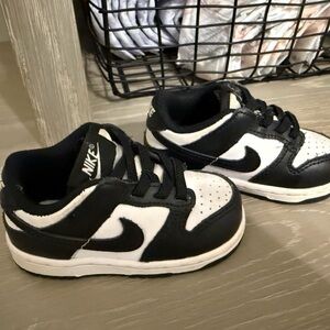 Nike Kids Black and White Sneakers